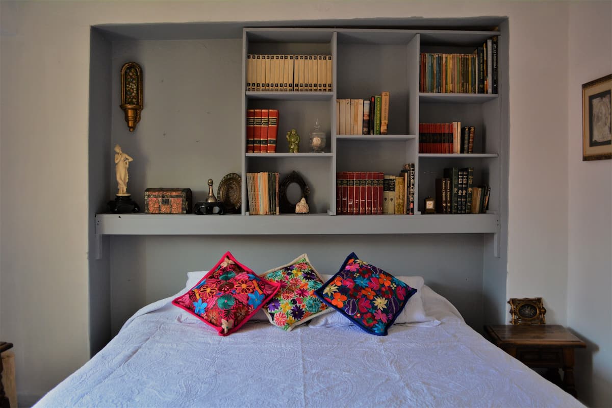 Down duvets, free WiFi, individually decorated, individually furnished