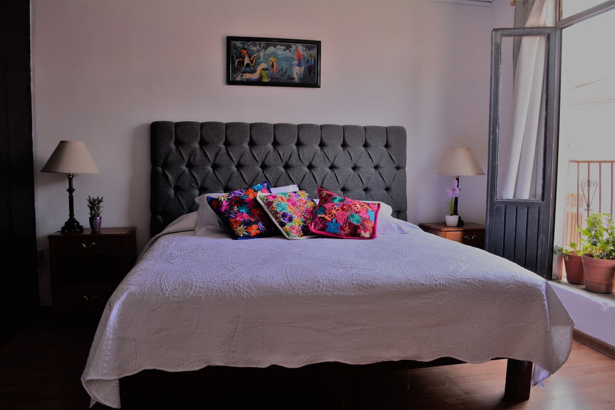 4 bedrooms, down duvets, individually decorated, individually furnished