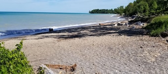 Greenlodge Cottage - Grand Bend, Ontario, Canada
