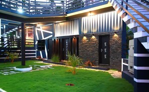 Exterior detail - Casa Lake View Resort (Vythiri)