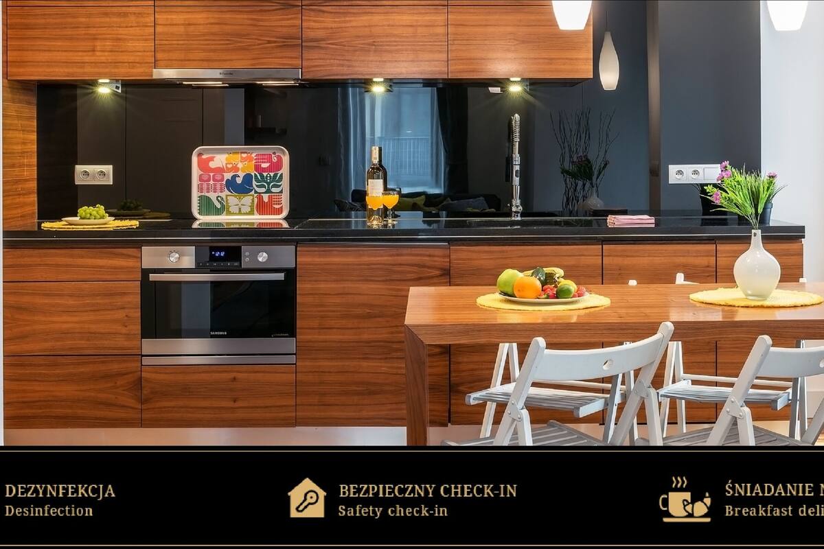 Apartment (5/32) | Private kitchen | Fridge, microwave, oven, stovetop