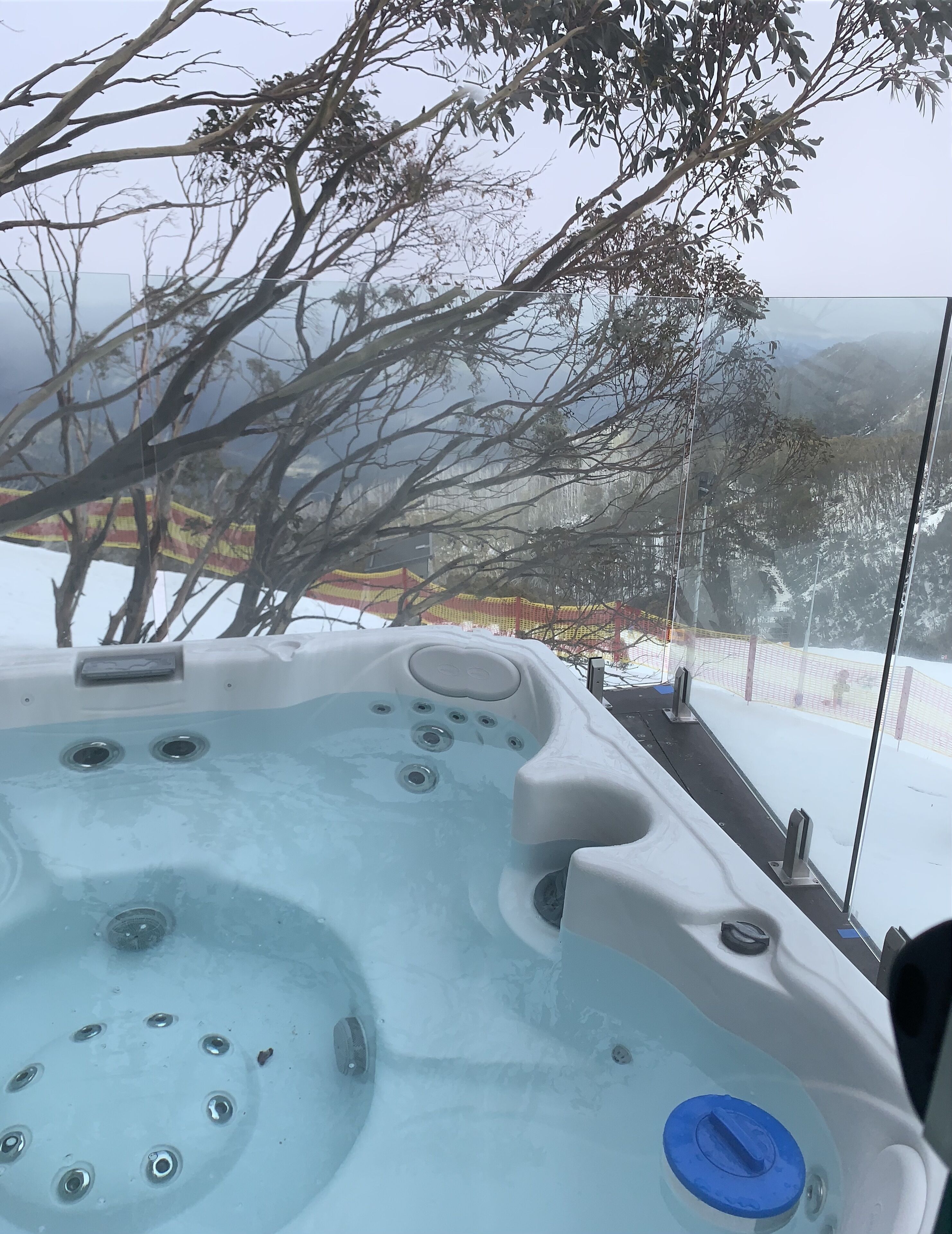 2 Bedroom Apartment with Private Hot tub and amazing views!