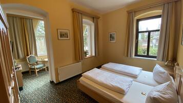 ห้องซูพีเรียดับเบิล | มินิบาร์, ตู้นิรภัยในห้องพัก, ผ้าม่านกันแสง, Wi-Fi ฟรี