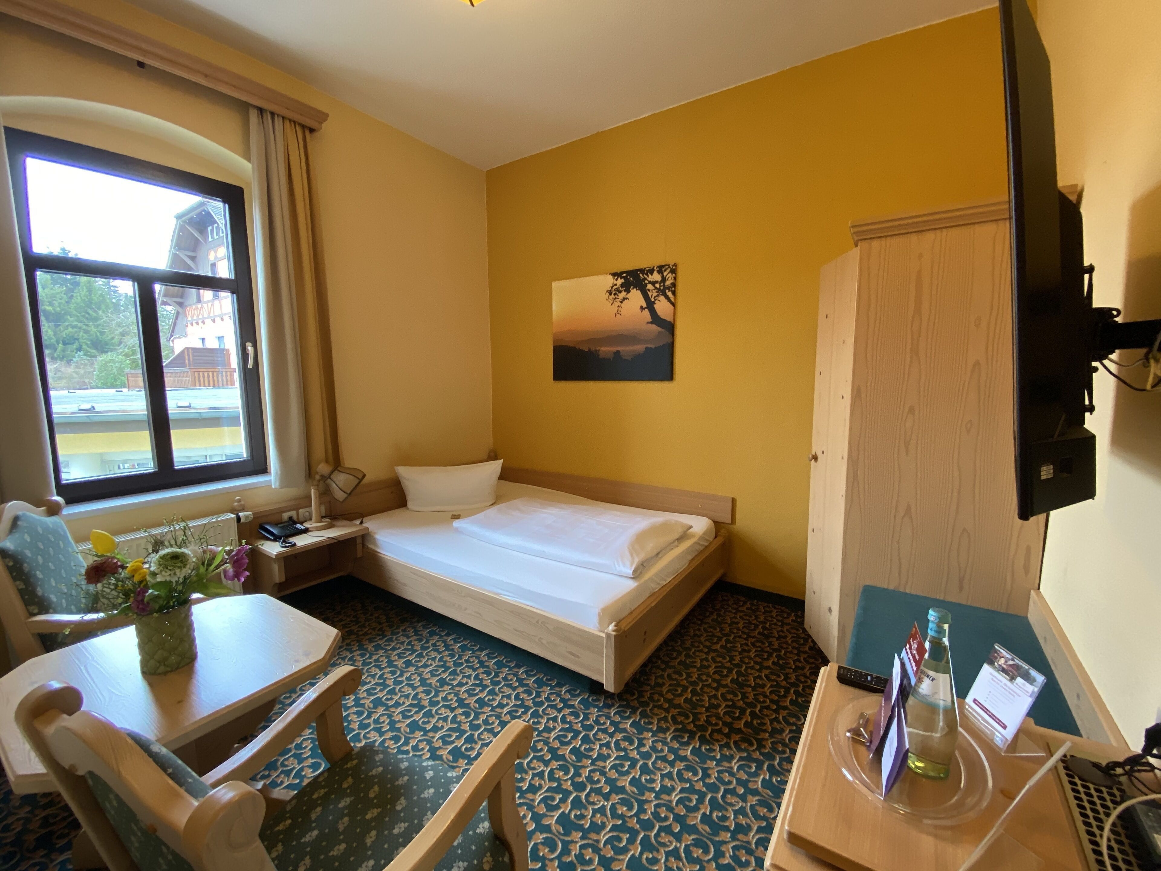 Minibar, in-room safe, blackout curtains, free WiFi
