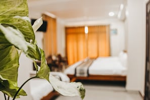 Chambre Standard | Matelas mémoire de forme, minibar, bureau, Wi-Fi gratuit