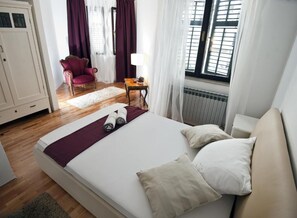 Apartment, 3 Bedrooms, Terrace
