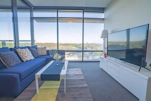 Apartment (2 Bedrooms) | Living room | TV