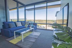 Apartment (2 Bedrooms) | Living room | TV - Luxury Skyrise 2bed2bath APT in Olympic Park (Sydney Olympic Park)