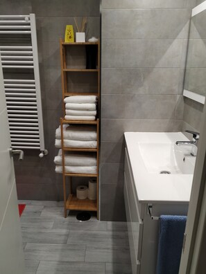 Free toiletries, hair dryer, towels