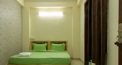 Eat Sleep Wander Studio Apartments