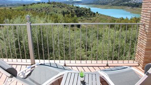 Sun deck - House in Huetor, Rural Tourism, Beach & Pool (Vinuela)