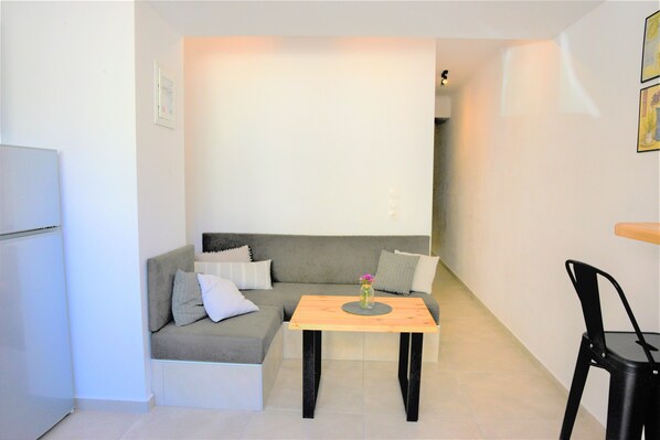 TV - Central Chania house (Chania)