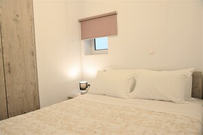 2 bedrooms, iron/ironing board, WiFi, bed sheets - Central Chania house (Chania)