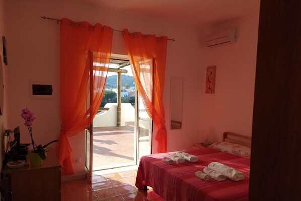 3 bedrooms, WiFi