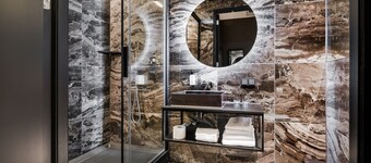 Le Petit Marin Boutique Hotel