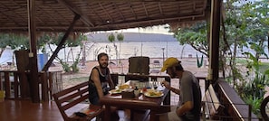 Daily continental breakfast for a fee - Dolphin Bay resort (Koh Rong Sanloem)