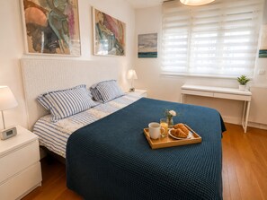1 bedroom, desk, iron/ironing board, free WiFi