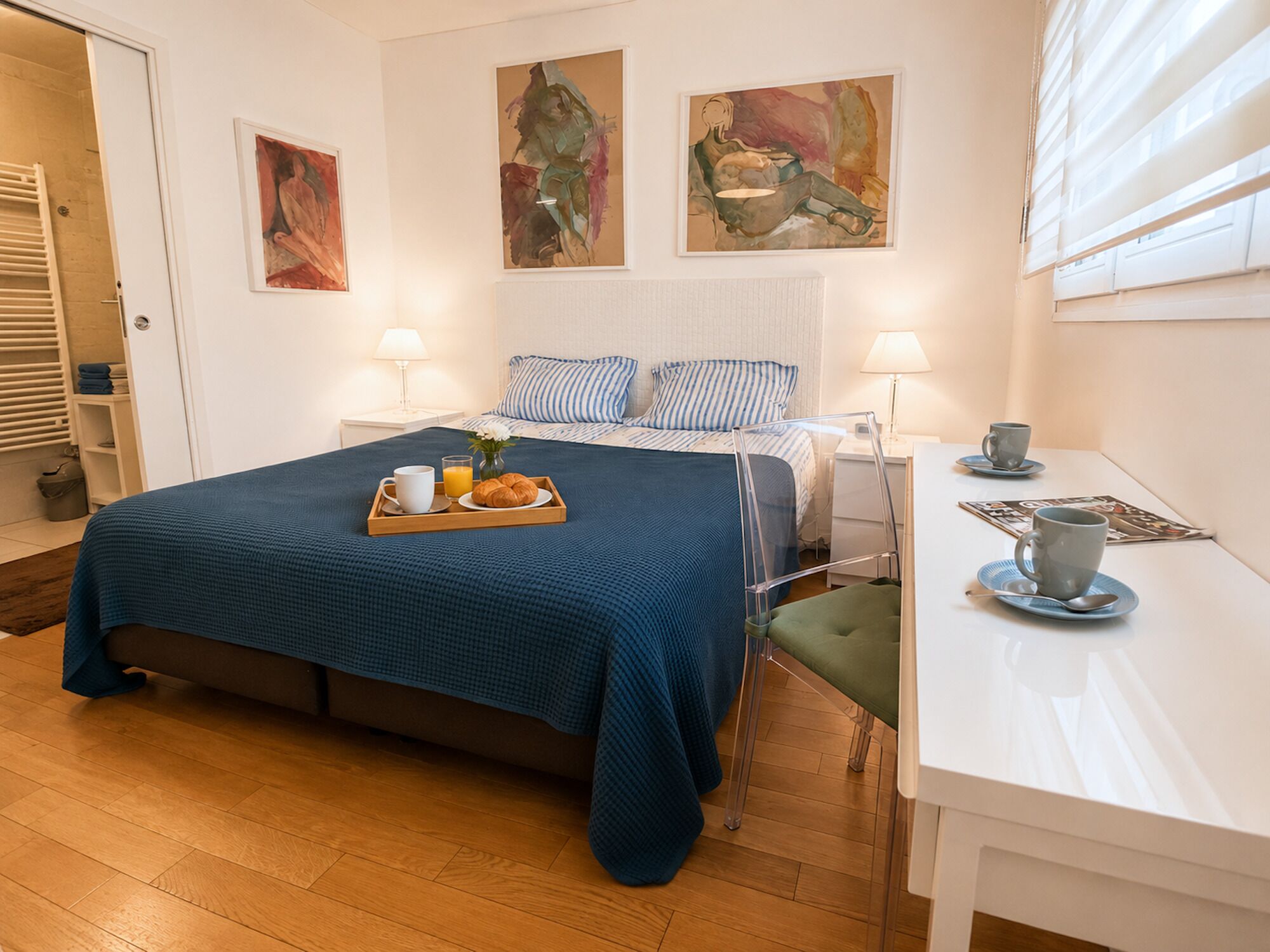 1 chambre, bureau, fer et planche à repasser, accès au Wi-Fi (inclus)