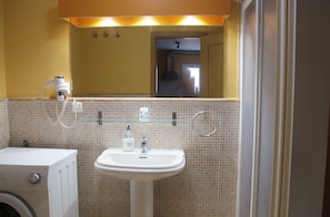 Apartment, 1 Bedroom, Terrace, Garden View | Bathroom - Playa Mogan Golden Beach 1 (Mogan)