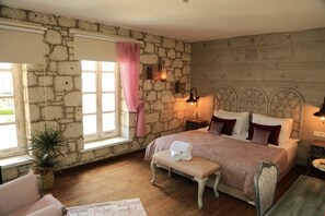 Room - Efendiler Konagi (Cesme)