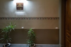 Entrada al alojamiento