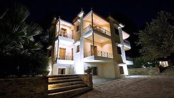 Front of property - evening/night