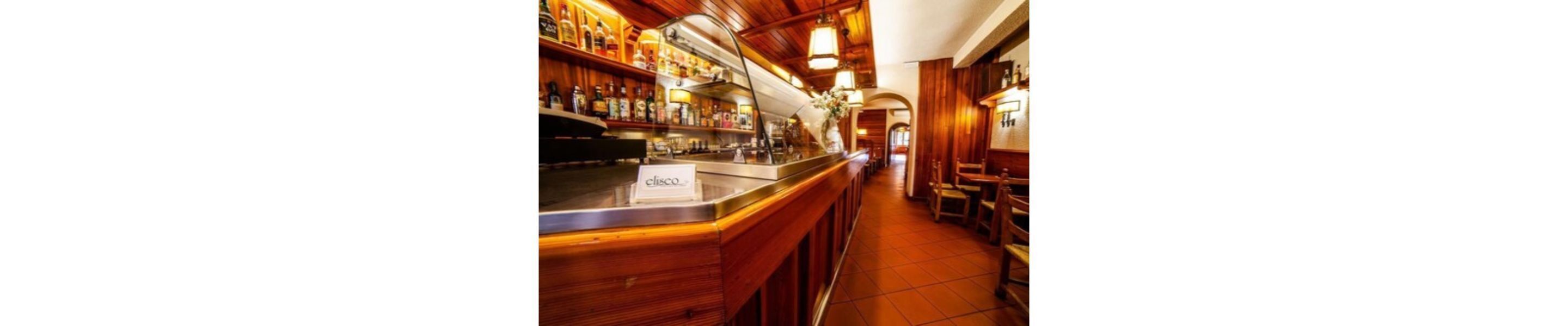 Desayuno a la carta diario (EUR 10 por persona)