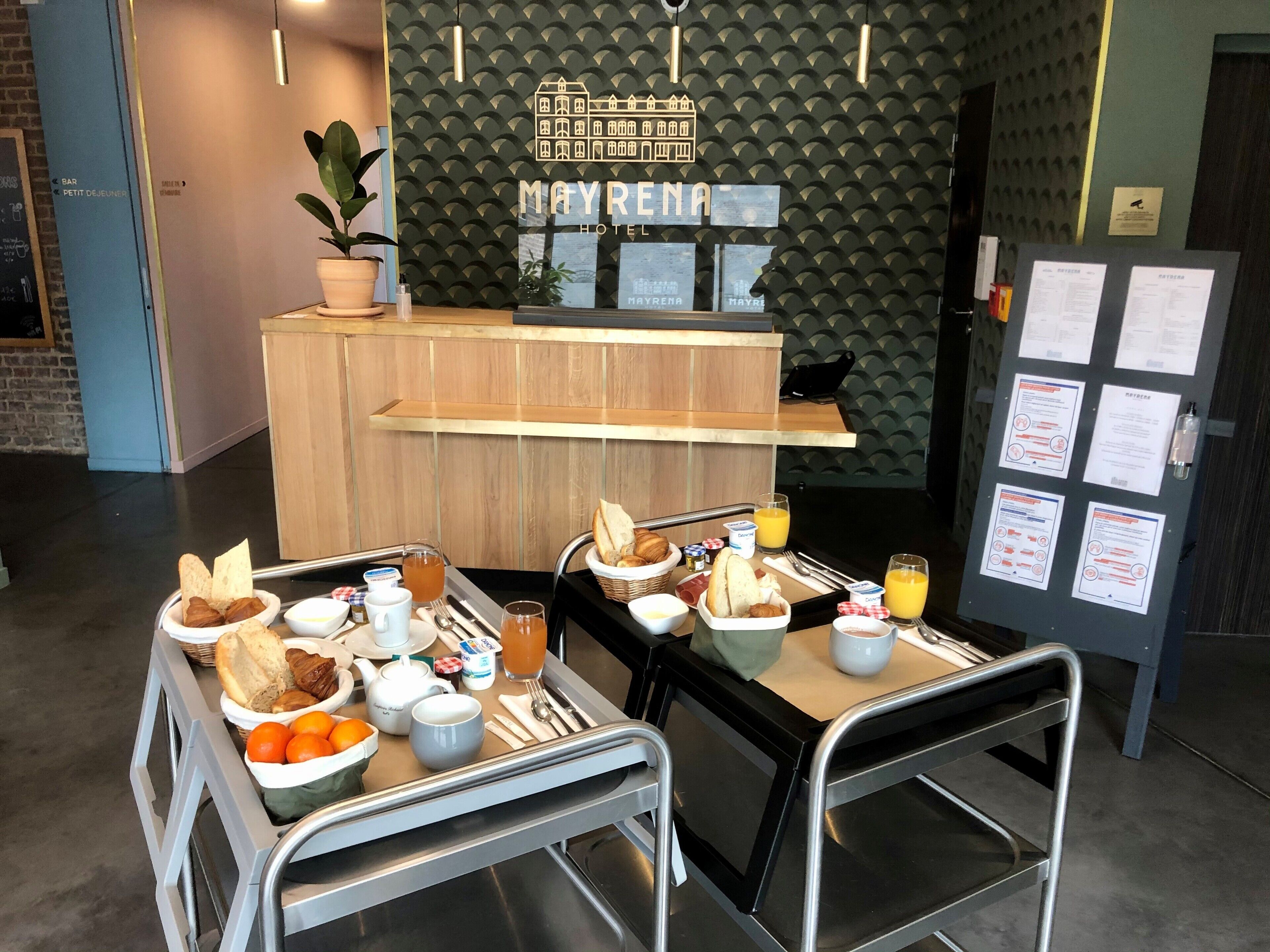 daily buffet breakfast (eur 15 per person)