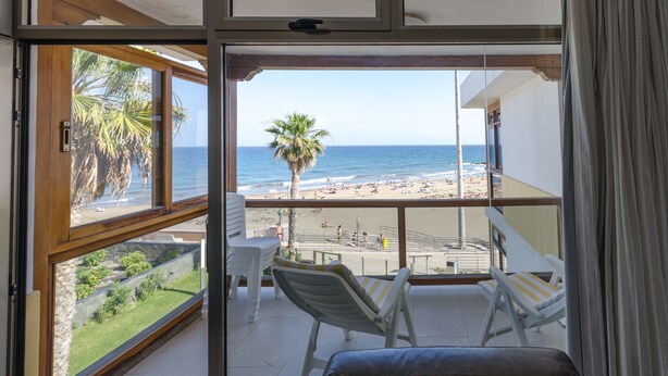 Unclassified image, 1 of 20, button - Beachfront Apartment at the San Agustin Beach (San Bartolomé de Tirajana)