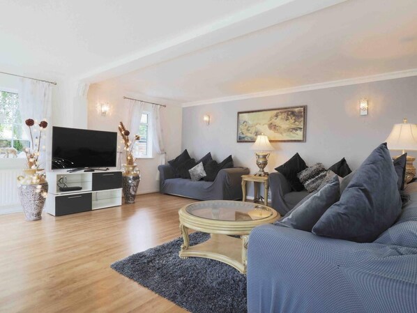 House | Living area