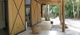 The Lion Cottage - Studio Due - Charming Studio in a cozy tropical garden