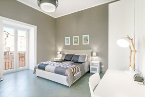 1 bedroom, desk, iron/ironing board, WiFi
