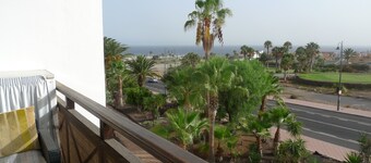 Amarilla Golf 1 Bed Apt Free Wifi, Stunning Sea, Golf, Marina and Mountain Views
