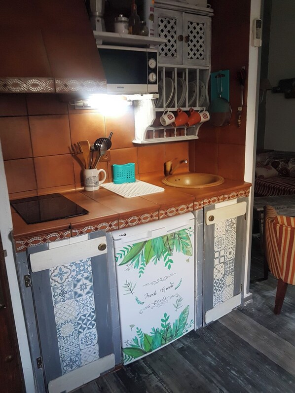 House, 1 Bedroom, Balcony | Interior - Little House With Fireplace And Terrace In Natural Environment (Aracena)