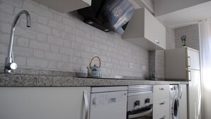 Ảnh chưa phân loại, 5 trong số 24 ảnh, nút