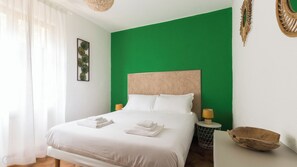 1 chambre, fer et planche à repasser, accès au Wi-Fi (inclus)