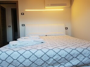 18 Schlafzimmer, WLAN, Bettwäsche