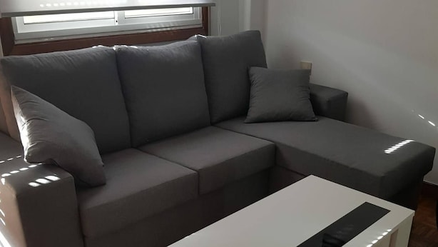 Living area - Apartment in Fragoso Street, Very Spacious and Close to Samil (Vigo)