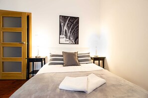 Comfort appartement | 2 slaapkamers, hypoallergeen beddengoed, individueel gedecoreerd
