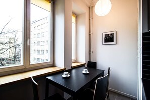 Comfort Apartment | Dining - Powisle Superior Apartment (Warsaw)