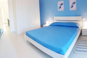 2 chambres, fer et planche Ă repasser, Wi-Fi, draps fournis