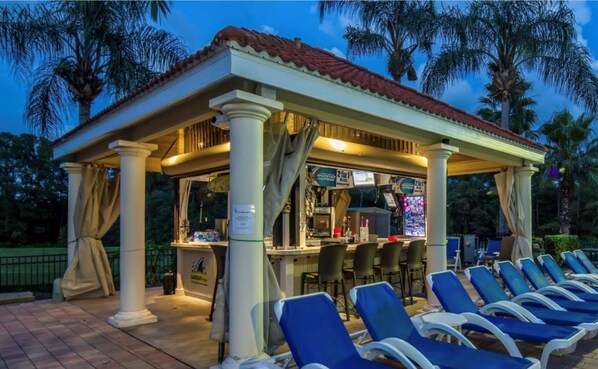 Bar (on property) - All 5 star reviews, 6 bed, 5.5 bath, 4 king en-suites, Free pool, spa heat! (Kissimmee)