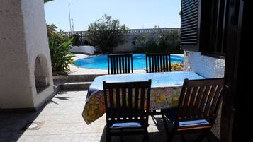 Bungalow, 2 Bedrooms, Smoking, Private Pool | Terrace/patio