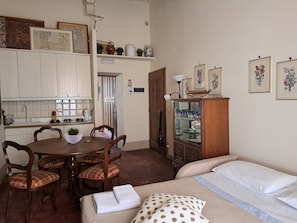 1 Schlafzimmer, Bügeleisen/Bügelbrett, kostenloses WLAN, Bettwäsche