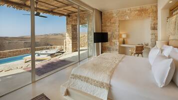 Premium bedding, minibar, in-room safe, desk