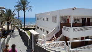 Exterior - Apartment on the First Line of the Beach of Las Burras With sea Views (San Bartolomé de Tirajana)