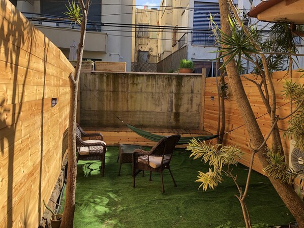 Economy Apartment, 1 Double Bed with Sofa bed, Ground Floor | Terrace/patio - Stylish apt next to bograshov (Tel Aviv)