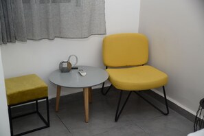 City Apartment, 1 Double Bed, Ground Floor | Living area | 42-inch flat-screen TV with cable channels, TV - Stylish apt next to bograshov (Tel Aviv)