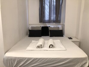 經典開放式客房 | 免費 Wi-Fi、床單