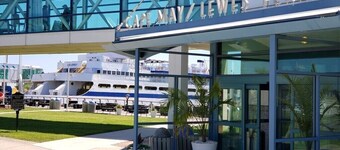 *New 2022- Cottage* One block for Bay Beach